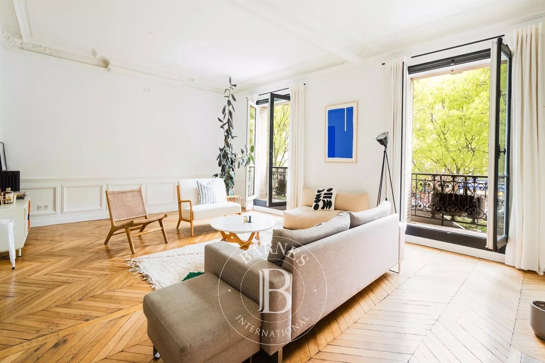 Apartment in Grandes Carrières-Clichy, Paris 18e Arrondissement, Paris 5 - 17720877
