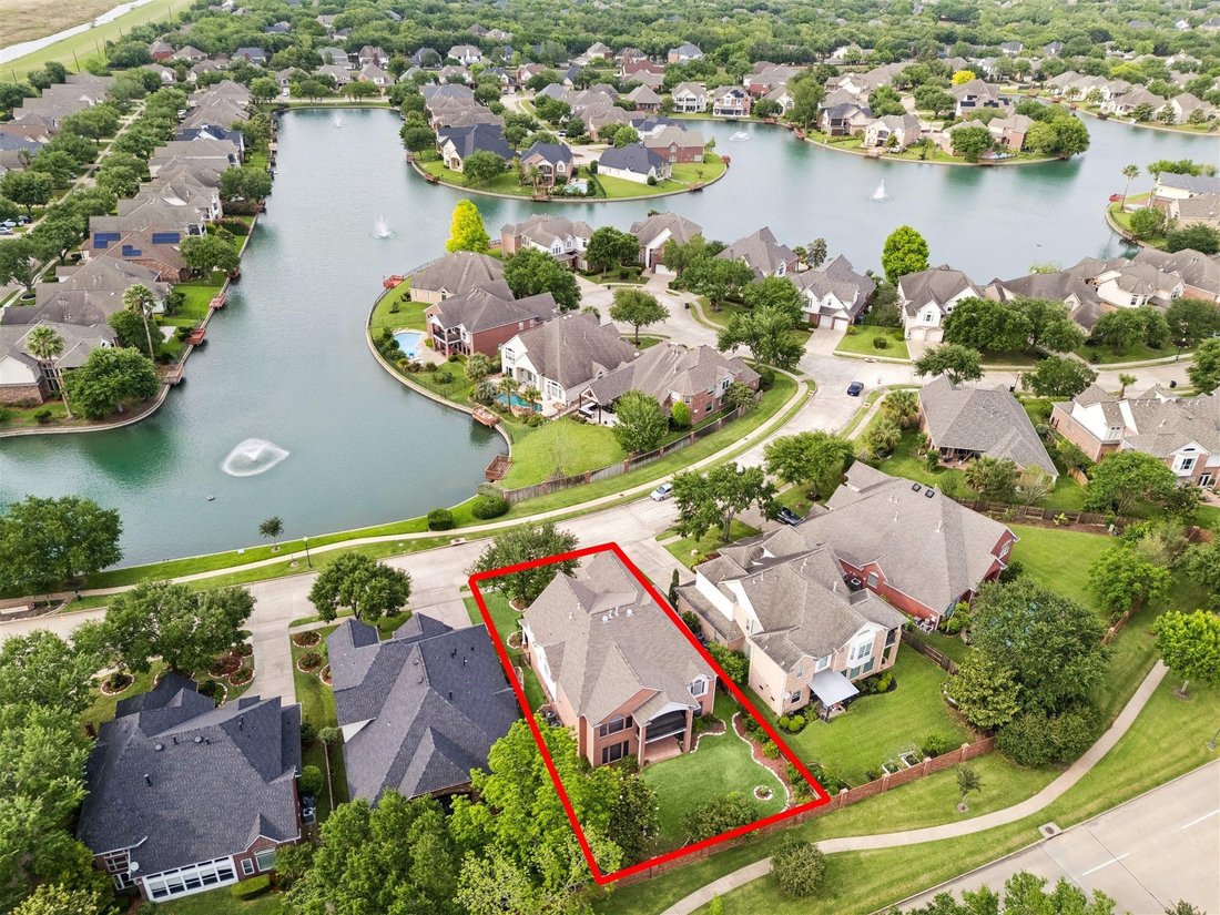 House in Sugar Land, Texas, United States 2 - 17632672