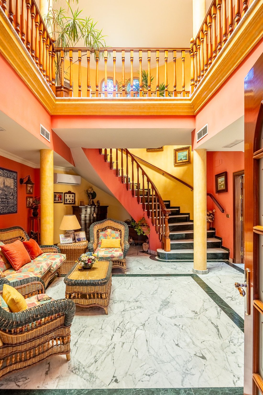 House in Distrito San Pablo-Santa Justa, Seville, Spain 3 - 17723329