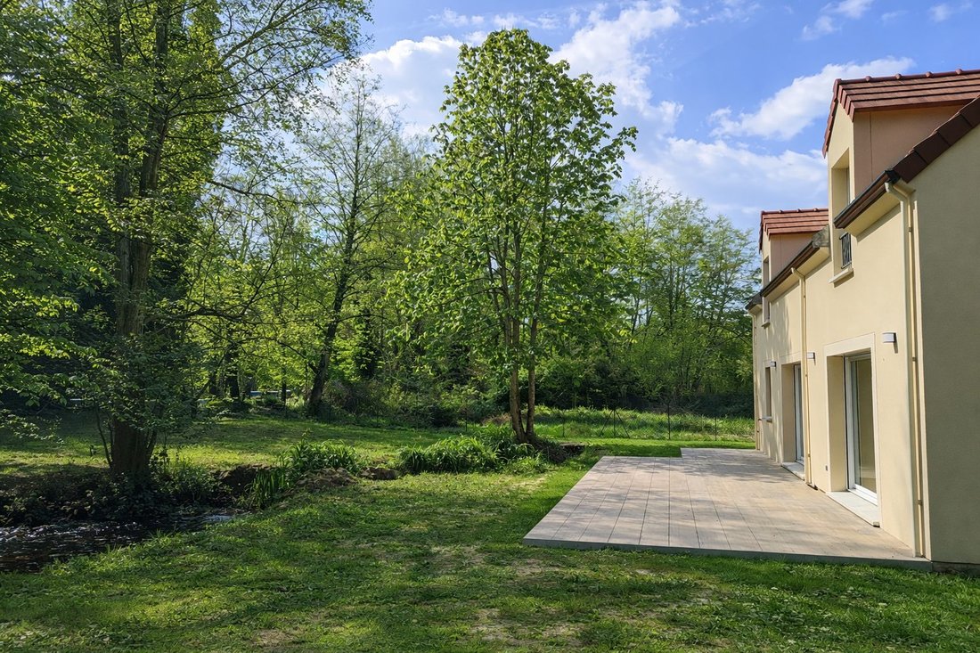 House in Le Village, Elancourt, France 3 - 17070594