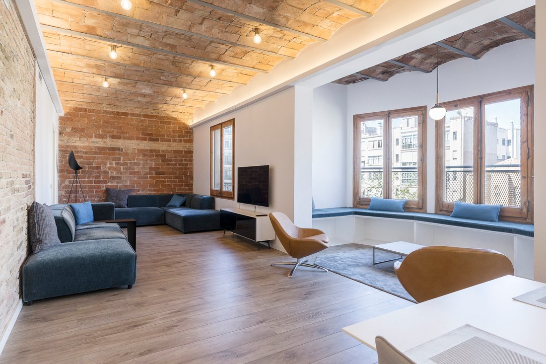 Apartment in Eixample, Barcelona, Spain 1 - 13196481