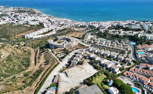 Land in Olhos de Agua, Algarve, Portugal 1