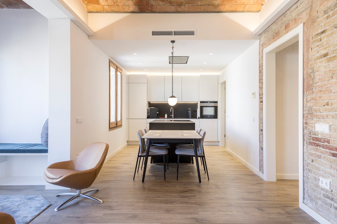 Apartment in Eixample, Barcelona, Spain 5 - 13196481