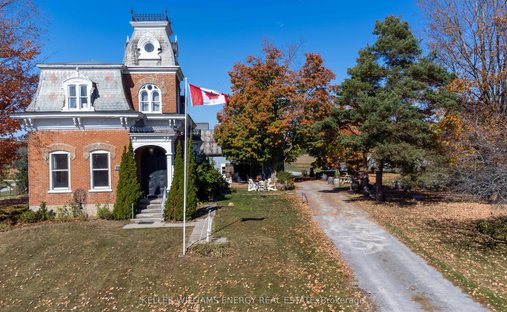 Azienda agricola a Huff's Corners, Ontario, Canada 1