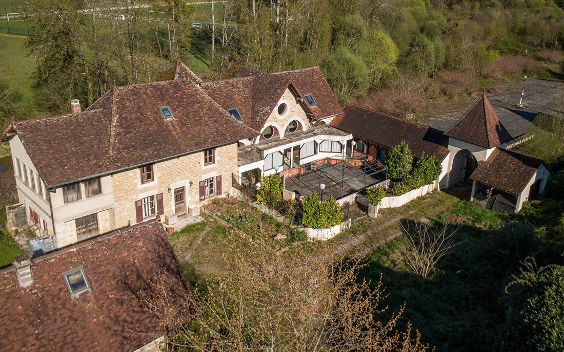 Chateau in Brery, Domblans, France 5 - 17723235