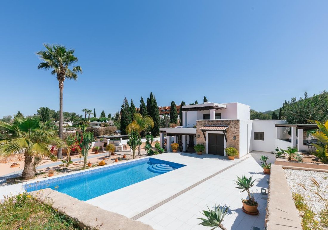 House in Roca Llisa, Santa Eularia des Riu, Balearic Islands 2 - 16992562