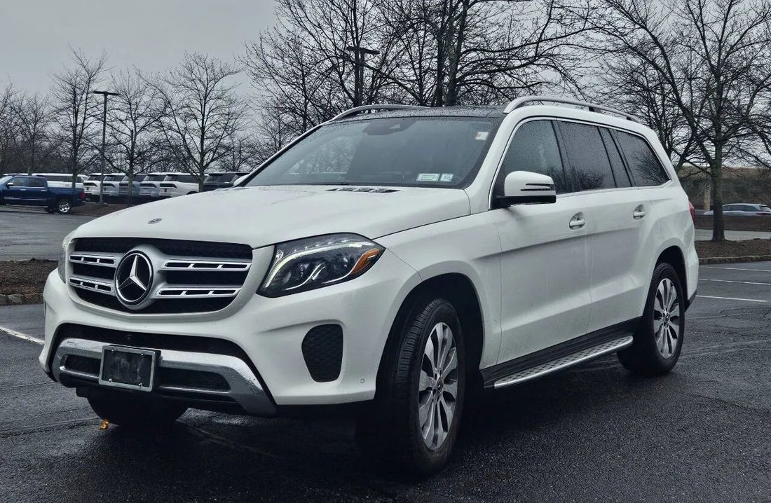 Suv in Little Ferry, NJ, United States 1 - 17723979