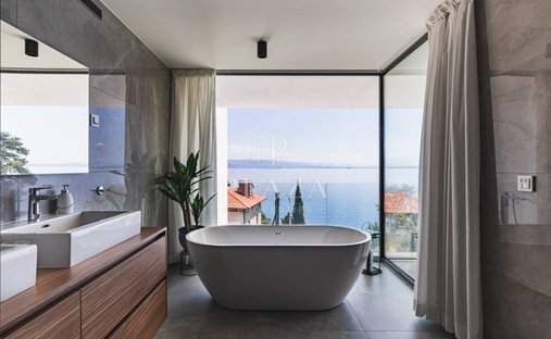 Apartment in Grad Opatija, Primorje-Gorski Kotar County, Croatia 1