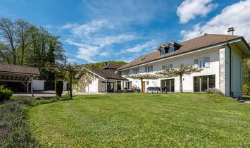 Villa en Divonne-les-Bains, Auvernia-Ródano-Alpes, Francia 1