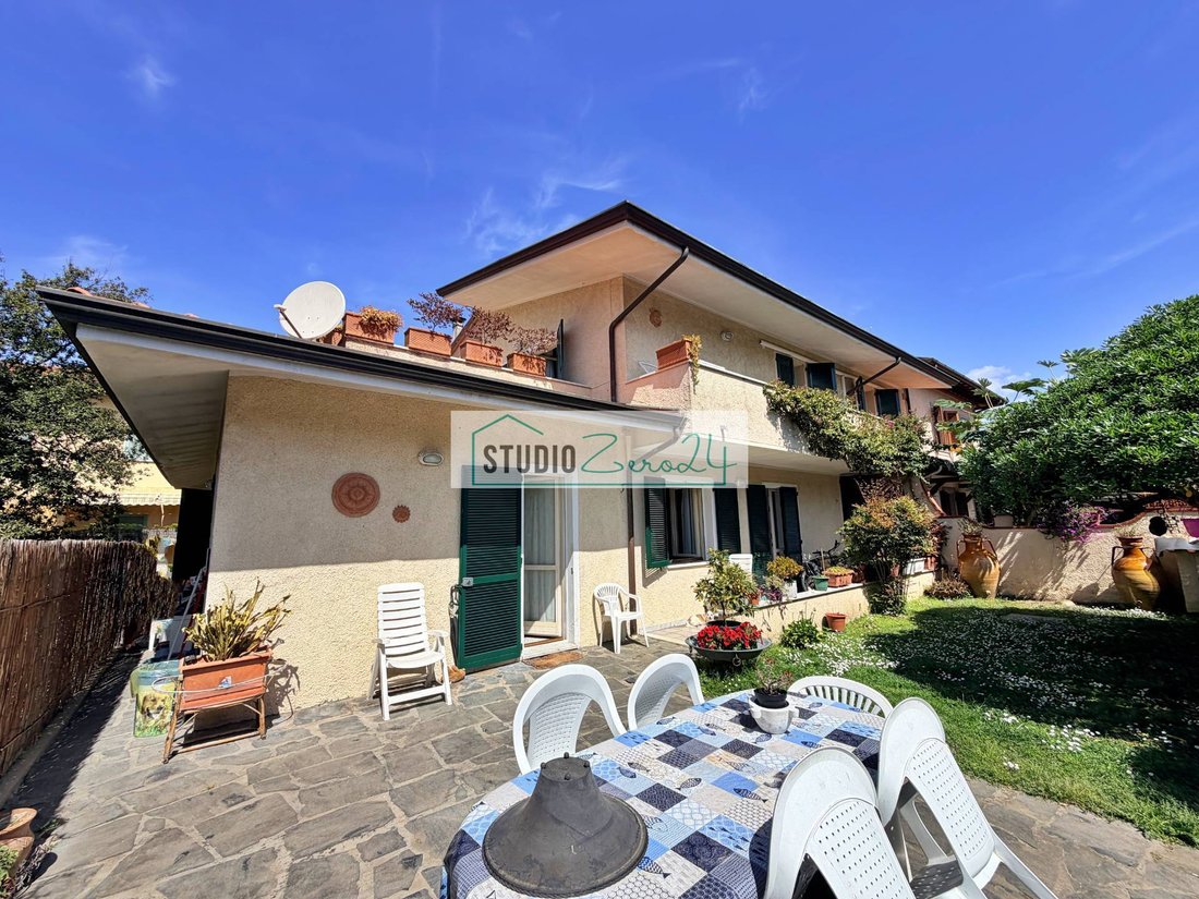 House in Center, Forte dei Marmi, Tuscany 3 - 17724170
