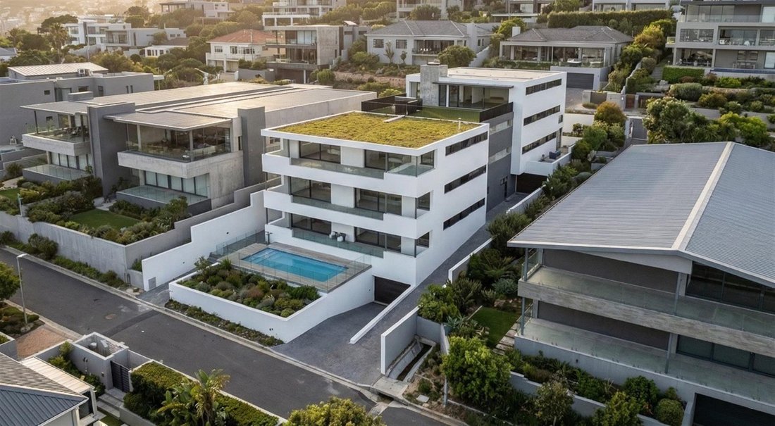 Land in Camps Bay, Cape Town, South Africa 1 - 16966462