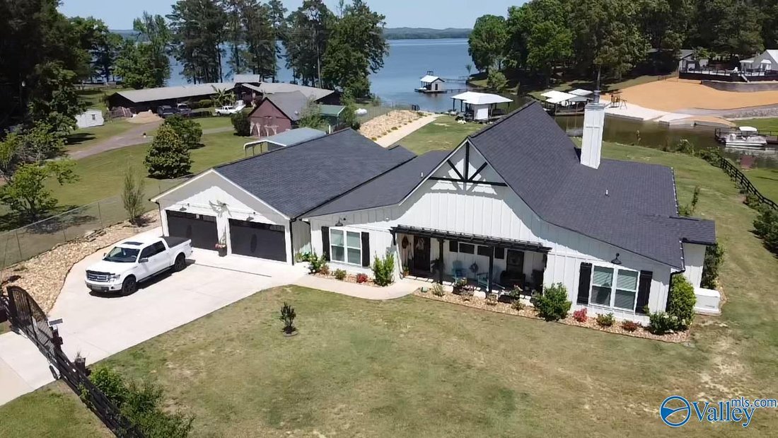 House in Centre, Alabama, United States 3 - 17680332