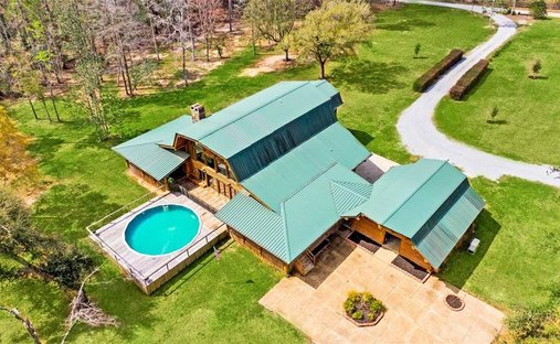 Casa a Kiln, Mississippi, Stati Uniti 1