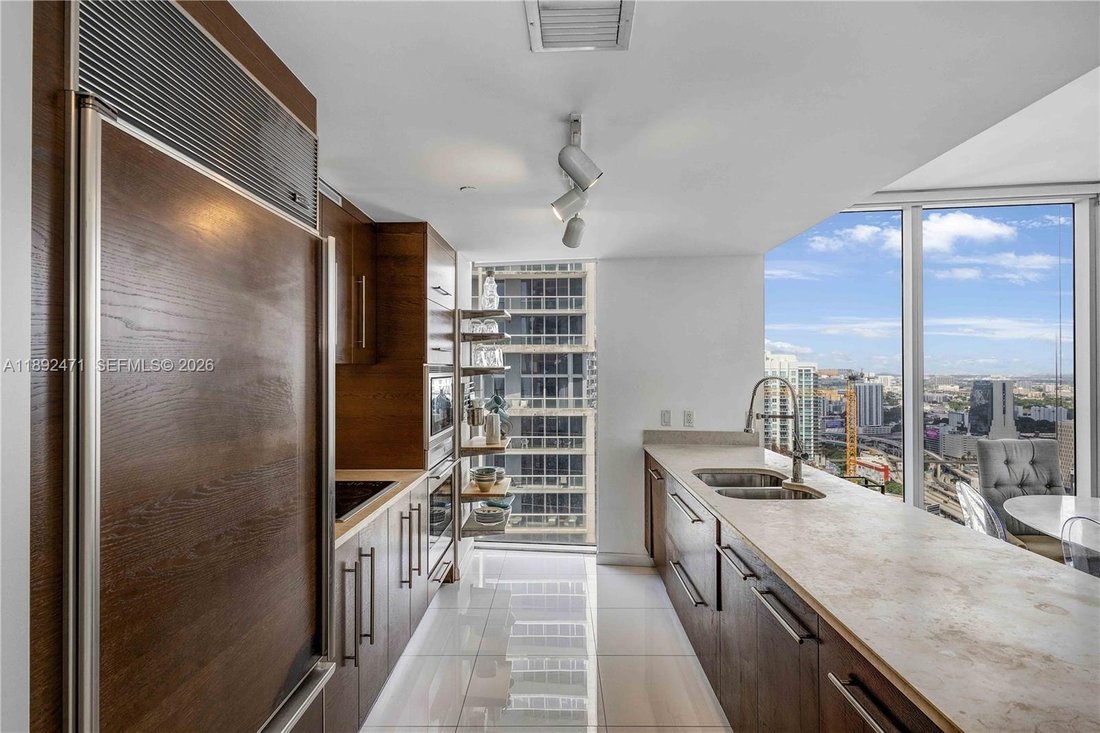 Condo in Miami, Florida, United States 4 - 17202287