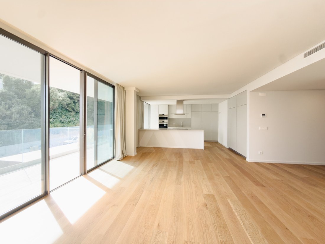 Apartment in Estoril, Cascais e Estoril, Lisbon 4 - 17723569