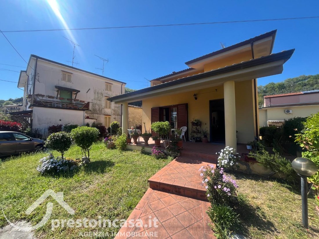 Villa in Quiesa, Massarosa, Tuscany 1 - 17723088