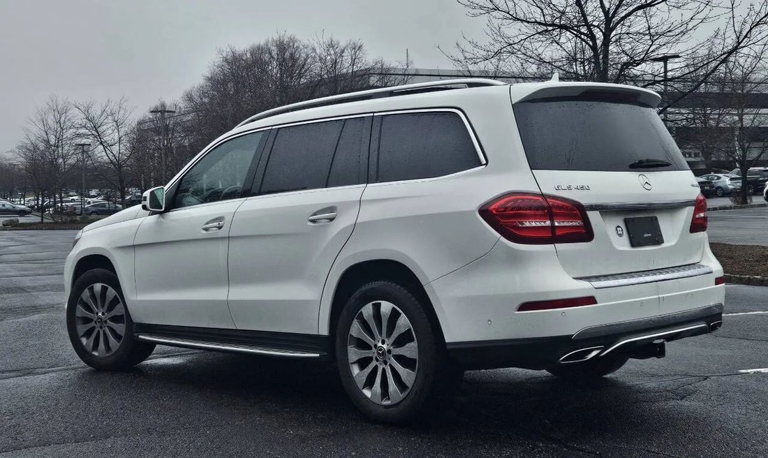 Suv in Little Ferry, NJ, United States 5 - 17723979