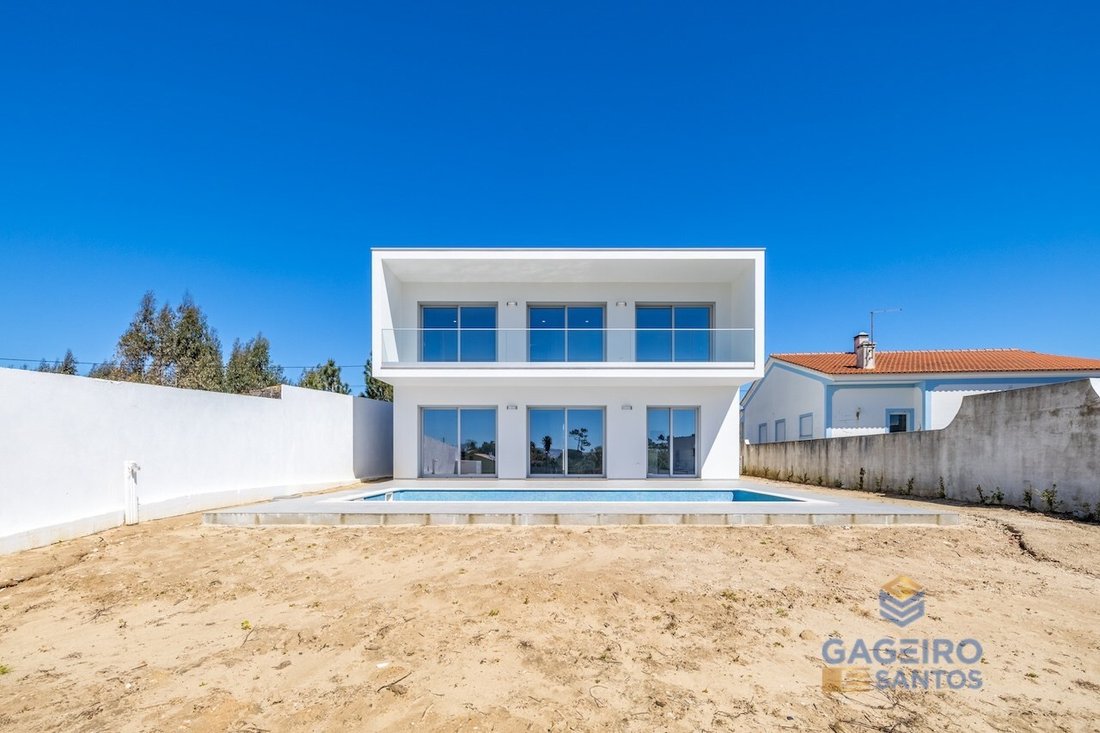 House in Sao Martinho do Porto, Leiria District, Portugal 2 - 17723573