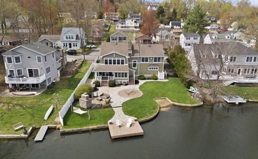 House in Denville, New Jersey, United States 1