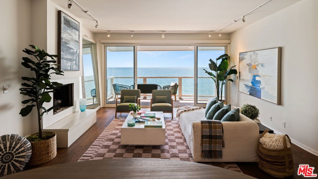 Condo in Malibu, California, United States 3 - 17722937