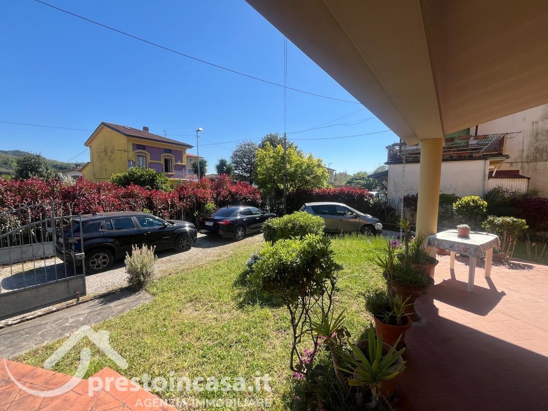 Villa in Quiesa, Massarosa, Tuscany 3 - 17723088