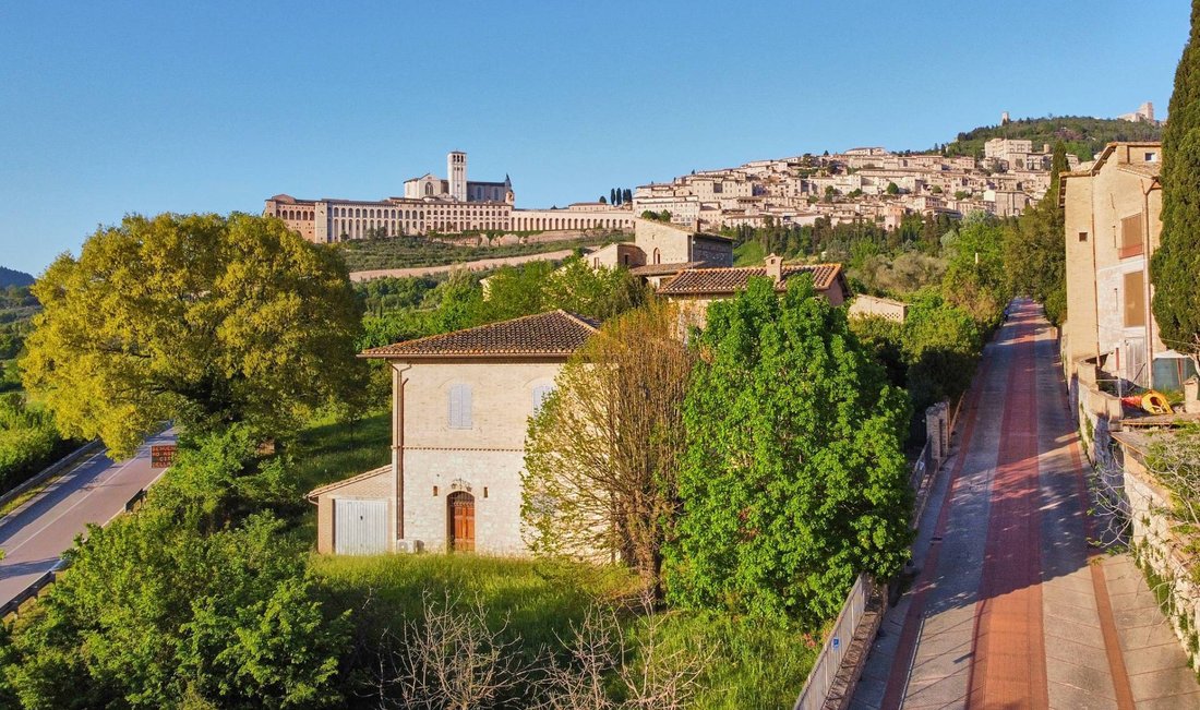 Country House in Assisi, Umbria, Italy 2 - 16033177