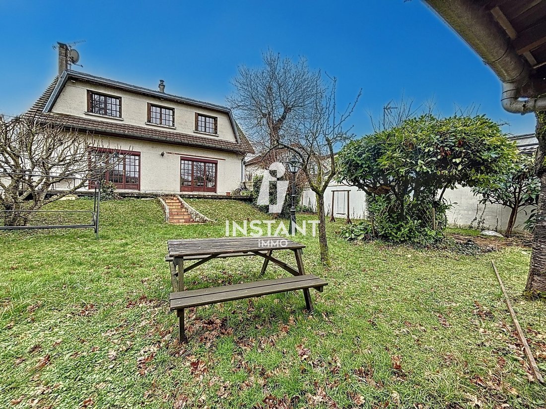 House in Sully-Vauban, Livry-Gargan, France 2 - 17724311