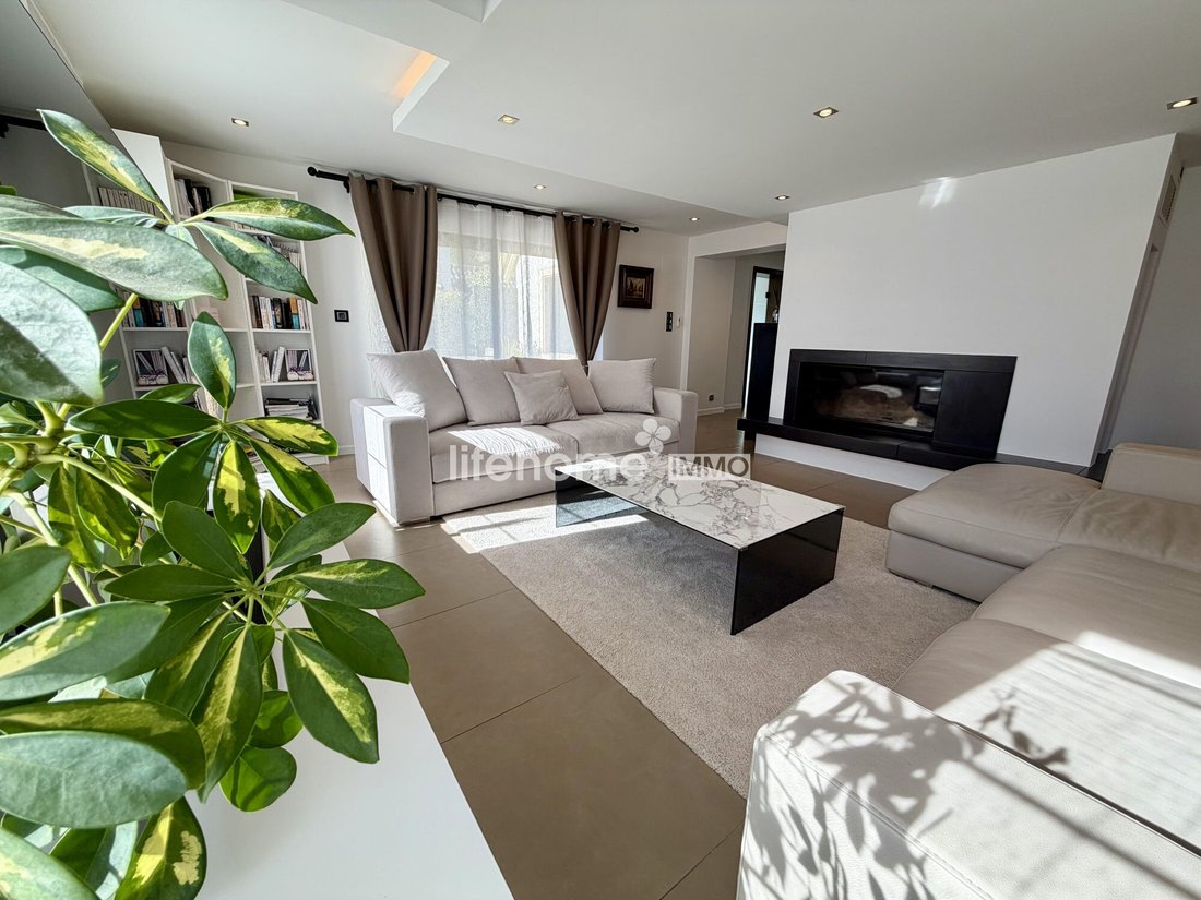 Apartment in Oberhausbergen, Grand Est, France 2 - 17439868