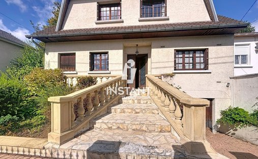 House in Sully-Vauban, Livry-Gargan, France 1