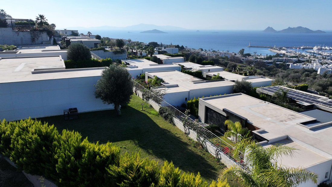 Villa in Turgutreis, Muğla, Turkey 4 - 17724455