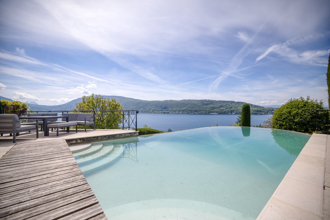 Villa in Veyrier-du-Lac, Auvergne-Rhône-Alpes, France 5 - 17724487