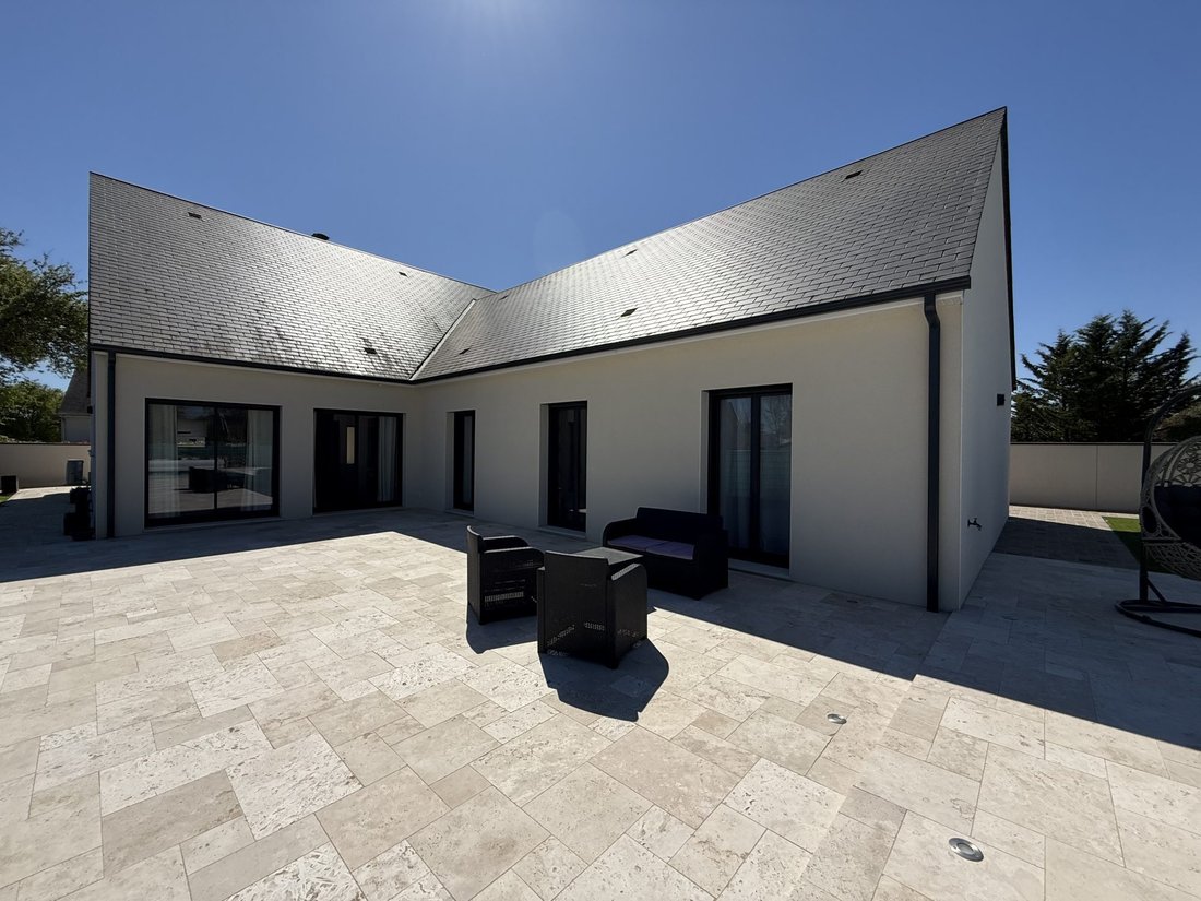 House in Luynes, Centre-Val de Loire, France 2 - 17724367