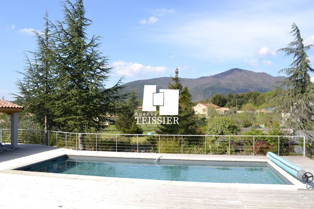 Villa in Les Vans, Auvergne-Rhône-Alpes, France 4 - 17724366