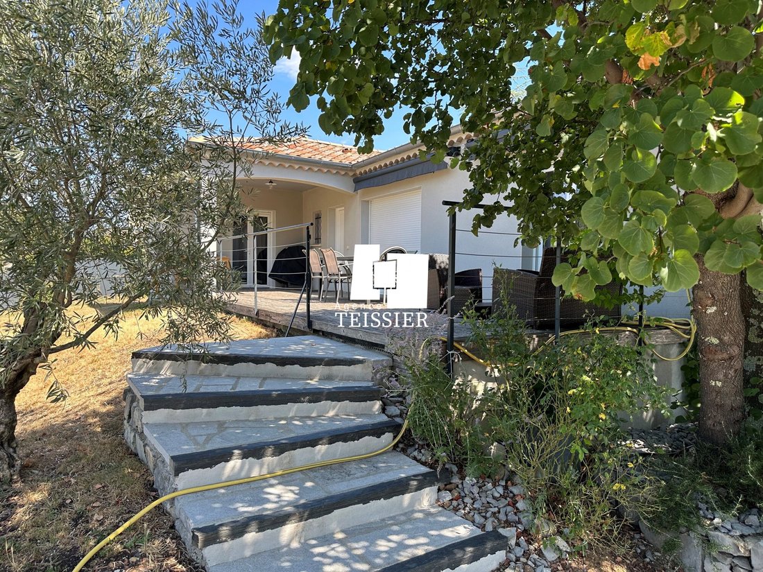 Villa in Les Vans, Auvergne-Rhône-Alpes, France 3 - 17724366