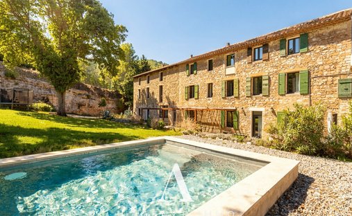 Maisons de campagne à Fontaine-de-Vaucluse, Provence-Alpes-Côte d'Azur, France 1