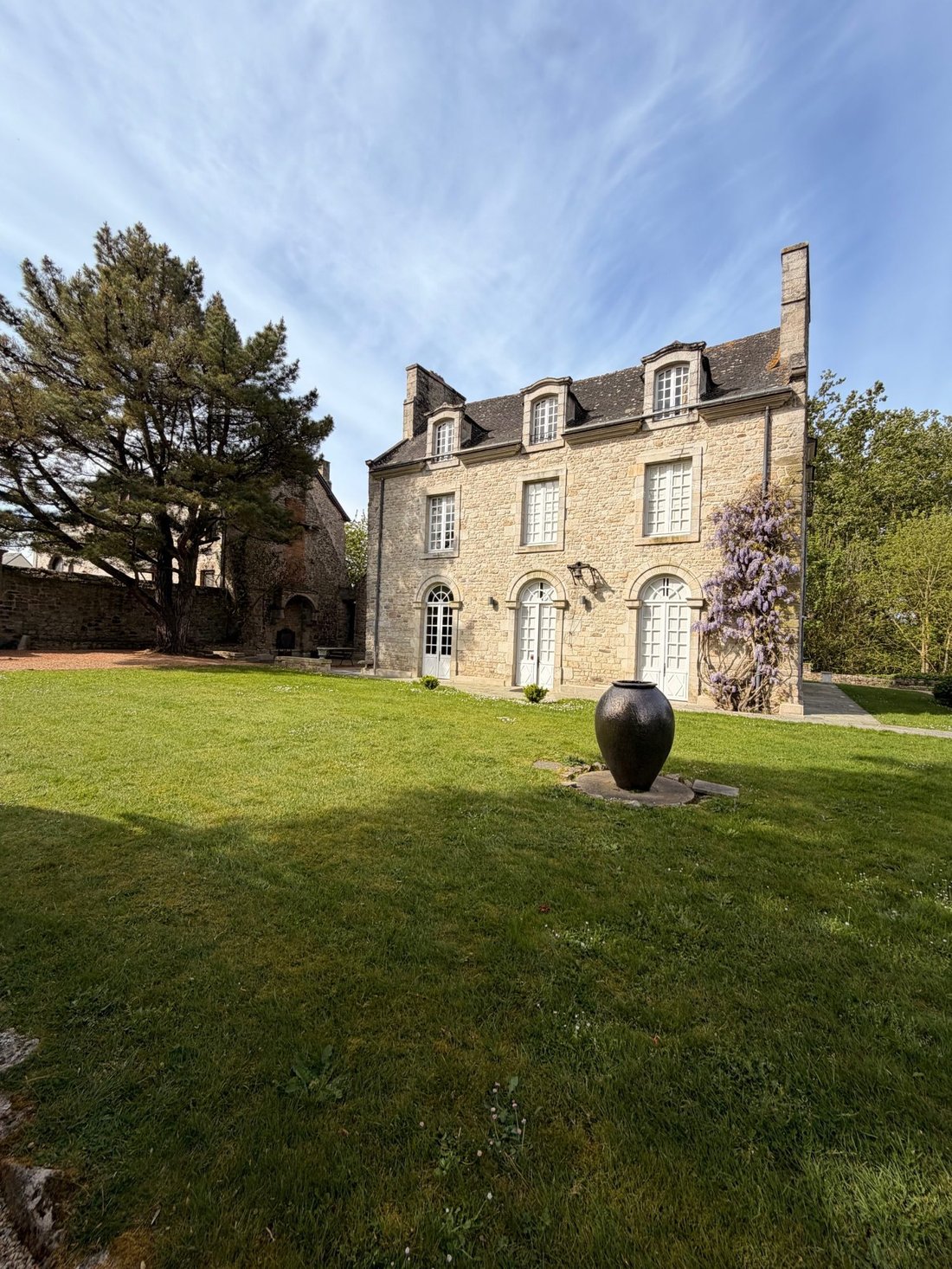 Estate in Dinan, Brittany, France 1 - 17689020