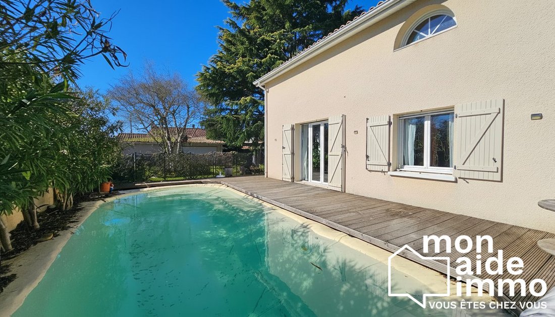 House in Libourne, Nouvelle-Aquitaine, France 3 - 17724407