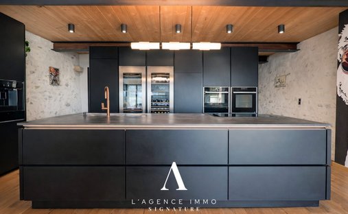 Haus in Léaz, Auvergne-Rhone-Alpen, Frankreich 1