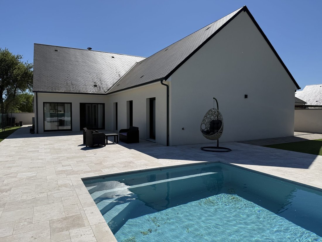 House in Luynes, Centre-Val de Loire, France 1 - 17724367