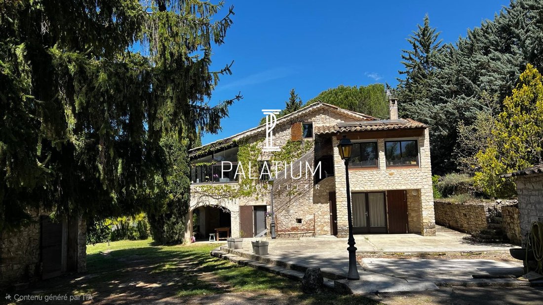 House in Saint-Michel-l'Observatoire, Provence-Alpes-Côte d'Azur, France 1 - 17413035