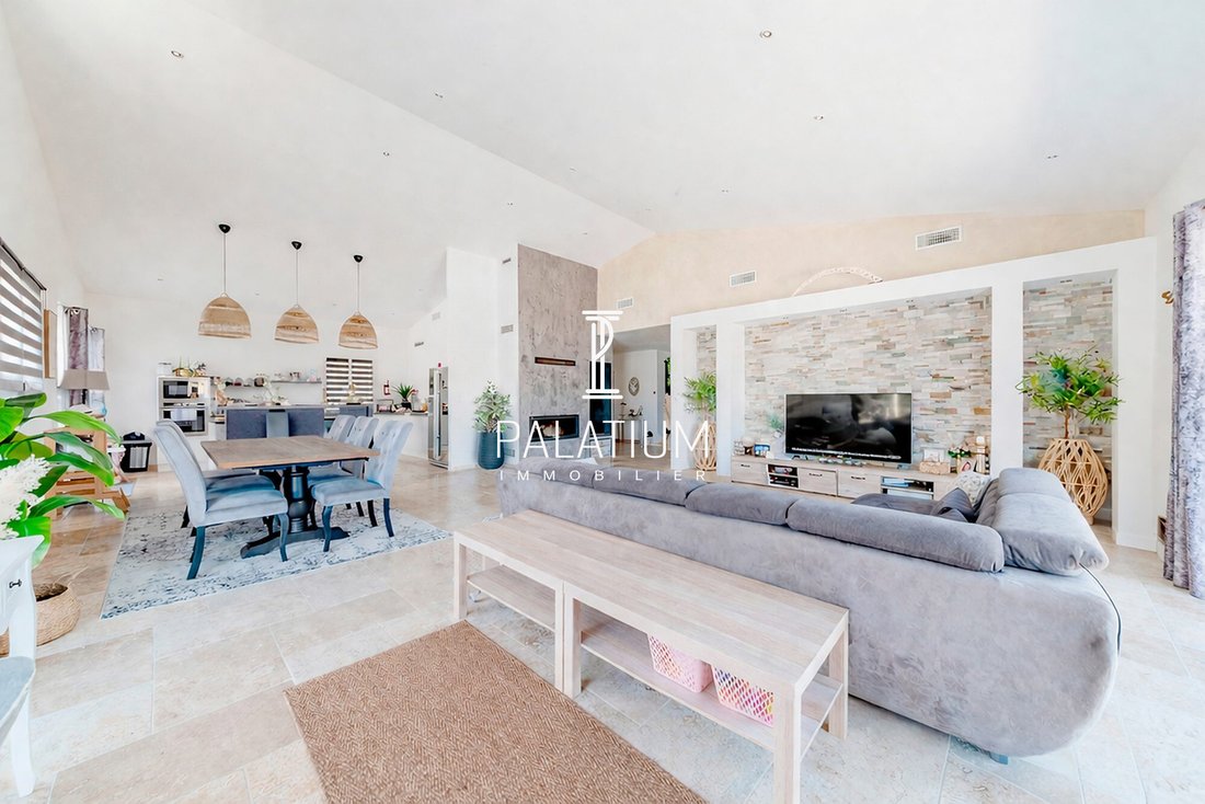 House in Valensole, Provence-Alpes-Côte d'Azur, France 5 - 17724333