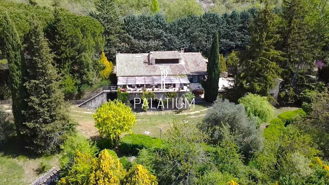 House in Saint-Michel-l'Observatoire, Provence-Alpes-Côte d'Azur, France 3 - 17413035