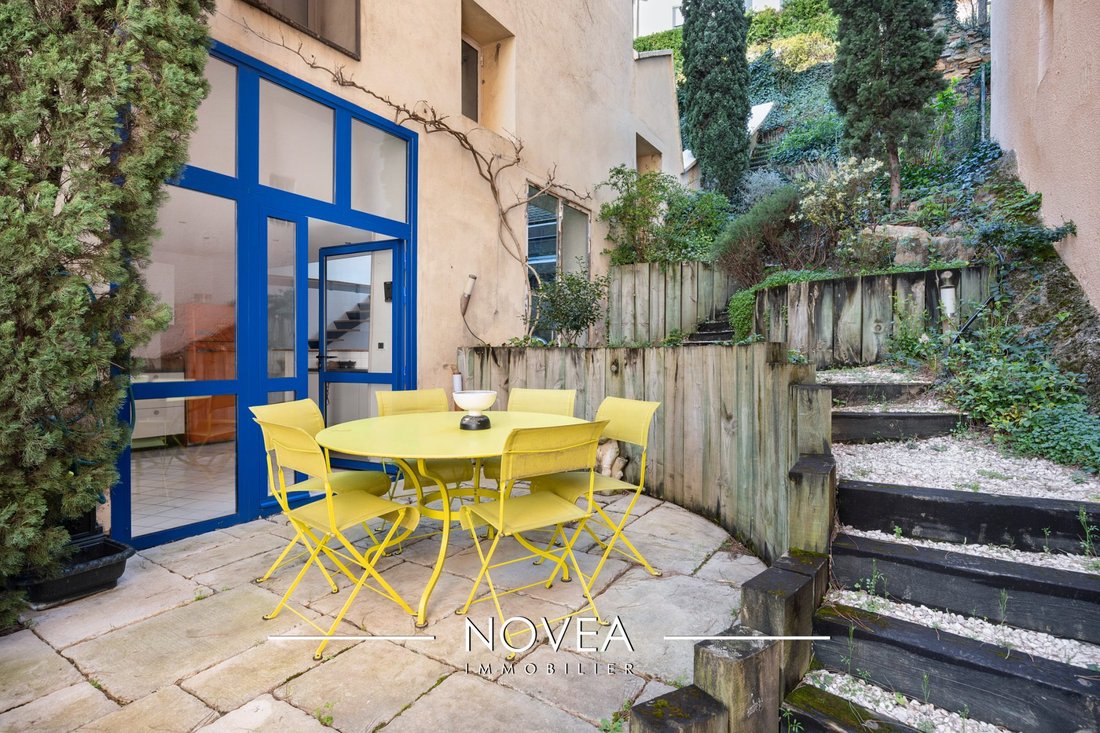 Apartment in Croix Rousse-Gros Caillou, Lyon 4e Arrondissement, Lyon 3 - 17724313