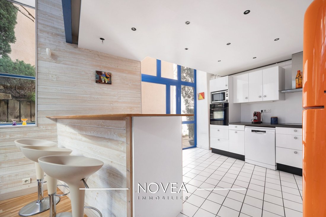 Apartment in Croix Rousse-Gros Caillou, Lyon 4e Arrondissement, Lyon 4 - 17724313