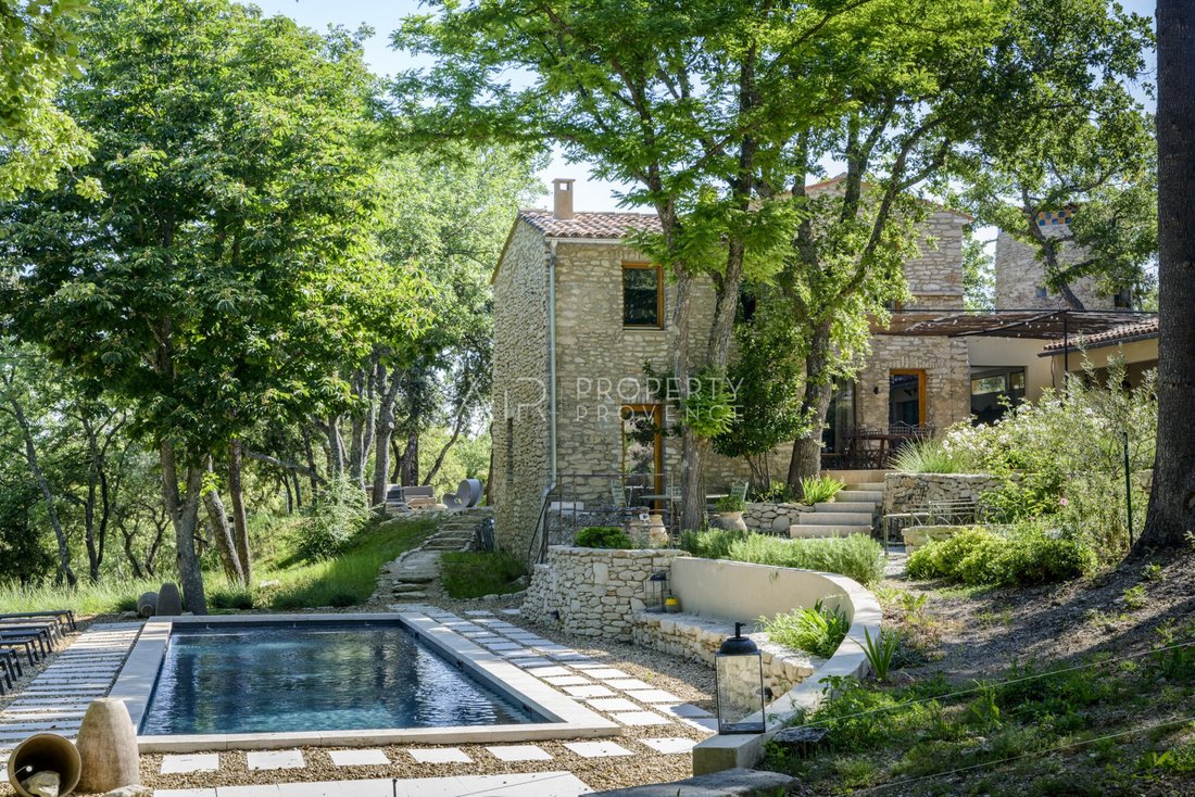 Country House in Bonnieux, Provence-Alpes-Côte d'Azur, France 1 - 17724392