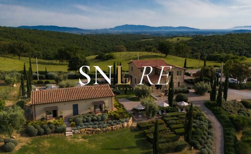House in Magliano in Toscana, Tuscany, Italy 1
