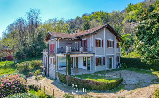 Villa in Oggebbio, Piemont, Italien 1