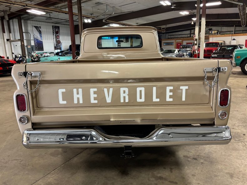 Pickup in Traverse City, United States 5 - 17725186