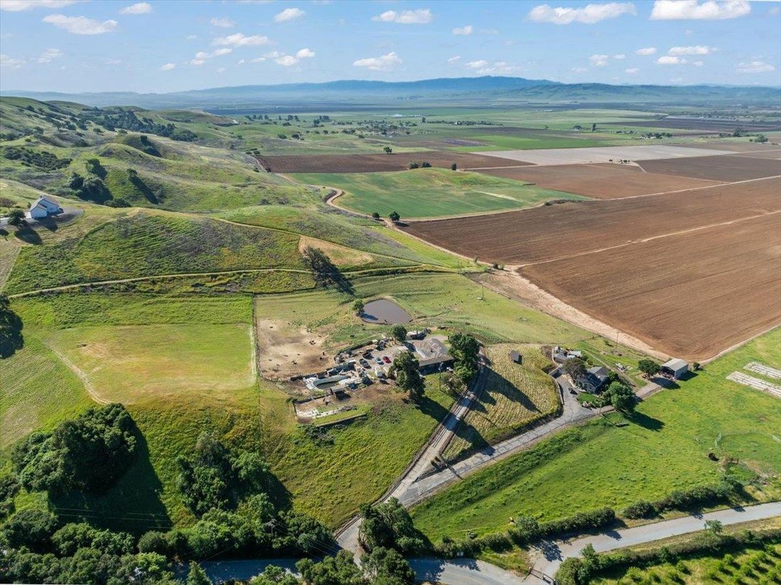 House in Gilroy, California, United States 3 - 17724782