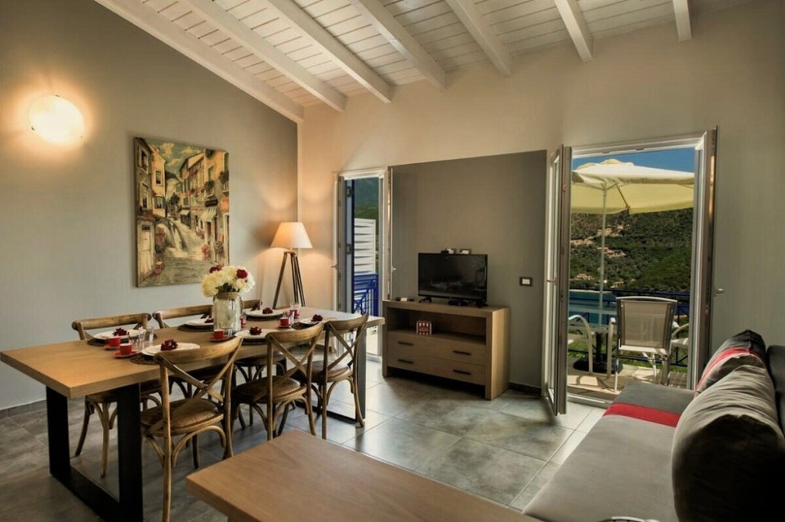 Villa in Eugirou, Apollonioi, Greece 4 - 17724653